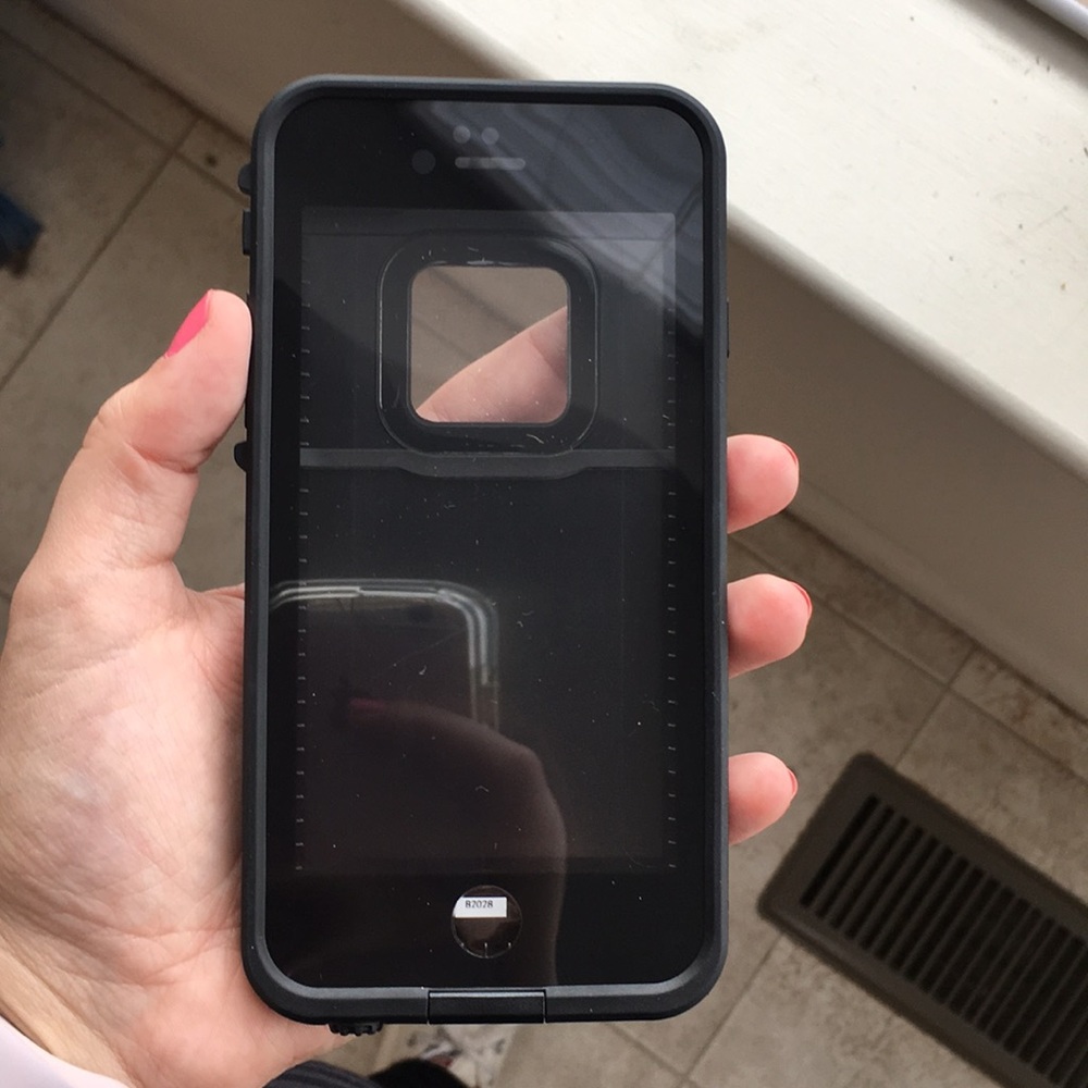 Lifeproof Frē Case for iPhone 6/6s Black!